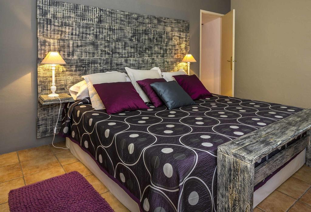 El Cau Del Papibou - Adults Only Hotel Peratallada Bilik gambar