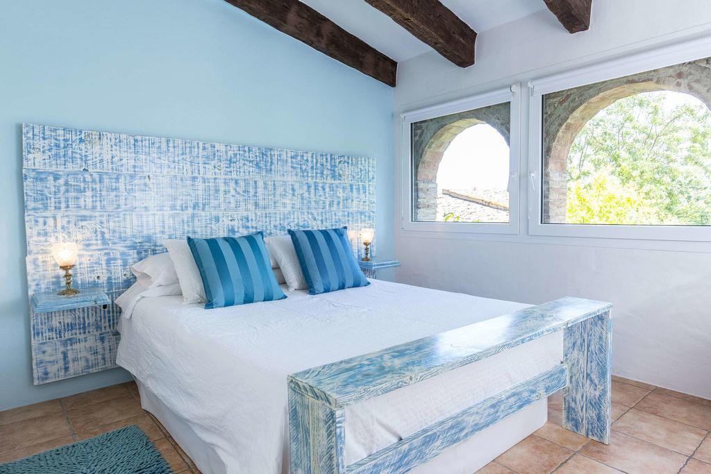El Cau Del Papibou - Adults Only Hotel Peratallada Bilik gambar